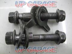 メーカー不明キャンバーボルト M15 (15mm) 調整幅 ±1.75° アルマイト処理 2本セット