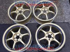 YOKOHAMA (Yokohama)
ADVAN
Racing (ADVAN Racing)
RG