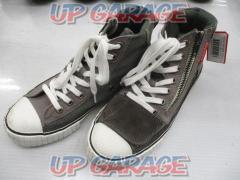 ROUGH &amp; ROAD (Rough &amp; Road)
Rough air through RD sneakers
RR5829
Size: 23cm