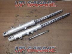 7 YAMAHA
TZR250 genuine front fork