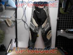 SHIFT (shift)
MX pants
Size: 32