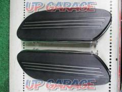 Harley-Davidson
Pure Foot Board
FLHXS (17 years)