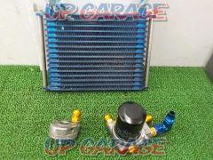 TRUST
GReddy
Oil cooler kit with heat dissipation
Maintains stable oil temperature due to low pressure loss