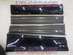 TRD 80 series Noah Voxy Esquire
Side skirt * Many shortages