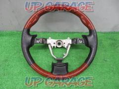 Unknown Manufacturer
Wood Combi
Steering
