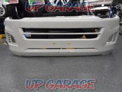 Unknown Manufacturer
Front bumper
 200 Hiace
For type 3
※ It is not possible to ship for large items