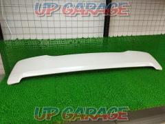 Genuine rear wing / rear spoiler / rear gate spoiler
76871-2817
Pearl White
Noah & Voxy / Late 80 series