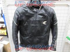 RS Taichi
RSJ 705
Bronx
Leather all-season jacket
M size