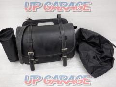 Henly Begins with a little tear
Saddle bags
9L
DHS-1 / 96906
Capacity 9L