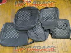 In-store warehouse
Unknown Manufacturer
Seat Cover