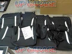 Daihatsu genuine option
Tant
Premium seat cover
Black / White
08220-K2622