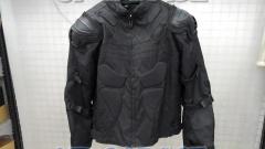 Size: 2XL
Unknown Manufacturer
Nylon jacket