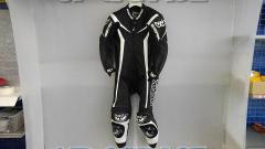 Size: 46
BERIK (Berwick)
Racing suits
LS1-10417-BK