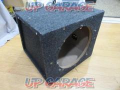 Unknown Manufacturer
Enclosure / woofer box for 10 inches