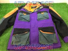 KUSHITANI (Kushitani)
[IKE-407-94]
Winter jacket
L size
(purple)
First arrival
#For autumn and winter