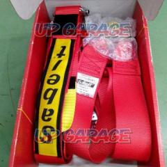 Sabelt
Seat belt
2 inches
Turnbuckle
Red