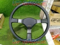 Time thing !!
TOYOTA
AE86 / Treno Levin
Genuine steering