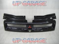 Mitsubishi
Delica D: 5
Previous period
Genuine option sports front grill
For with the front camera car