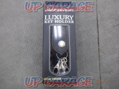 SILKBLAZE
SB-KHOLD-BK
Luxury Keychain