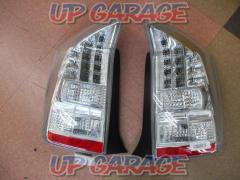 TOYOTA
30 Prius previous term Genuine LED tail lens left and right