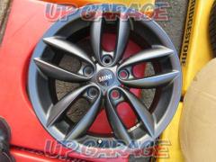 BMW genuine
MINI crossover original wheel