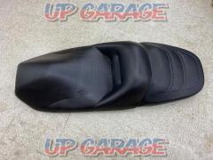 Unknown Manufacturer
Leather seat
Majesty C