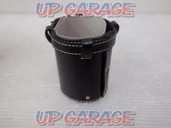 MINIDELTA
Leather drink holder
IN0415-BK
For Rover Mini
