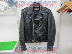 Size: USA38 Schott (shot)
PERFECTO
Double leather jacket