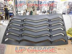 Unknown Manufacturer
Rear louver