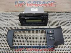 RX2211-1155
TOYOTA
NHP10 Aqua genuine
CD deck
+
Audio panel
