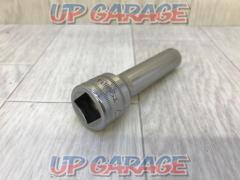 Snap-on(
Snap-on
)
Deep
6 points
Socket
10 mm
1/2 size