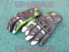 Size: S
Unknown Manufacturer
Riding Gloves