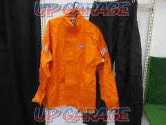 Size 3L
S: GEAR
Rain suit
Top and bottom set
Orange / Black