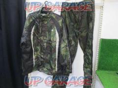 Size 3L
SPOON
Rain suit
Top and bottom set
SPR-551
Camo