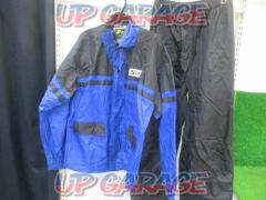 Size 3L
S: GEAR
Rain suit
Top and bottom set
BL / BK