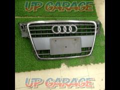 Audi genuine
A4
B8 early genuine front grill