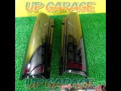 Unknown Manufacturer
Hiace 200
LED tail lens sequential blinker
