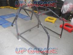 EK 9
Civic Spartan specification only over-the-counter sales unknown manufacturer
10-point roll cage
Civic / EK9