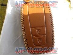 Fleur
for remote control key
Leather cover
