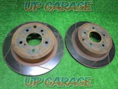 Unknown Manufacturer
Rear
Brake rotor
Right and left
Slitted