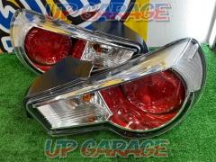 Toyota original (TOYOTA)
86 (ZN6/previous period)
Genuine
Tail lamp / tail lens / finisher lamp
Right and left