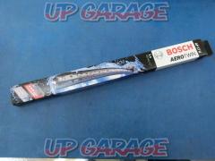 BOSCH
AP17U
AEROTWIN
Only one
Passenger side
425mm
* Japanese cars cannot be installed.