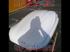 XTREME
Roof box
compact style
370 liters