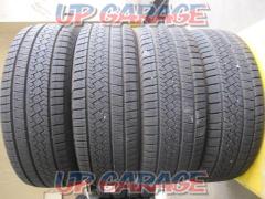 PIRELLI
ICE
ZERO
ASIMMETRICO
225 / 55R18
102H
Four tires