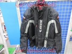 DUHAN
Nylon jacket
XXL size