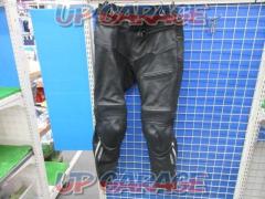 Joe Rocket
Leather pants
Size 32 inches