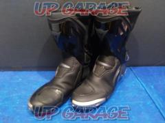Size: 28.5cm
Dainese
Racing boots
Torque
D1
OUT