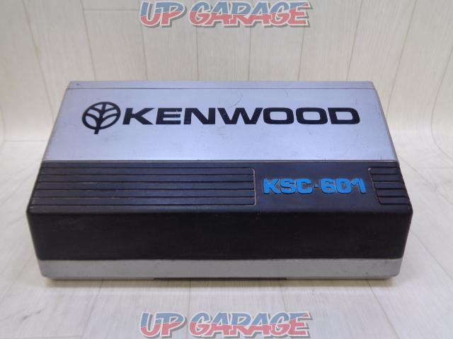 KENWOOD
KSC-601
One side only
WAY stationary speaker
MAX: 50W
Rating: 25W
4Ω-05