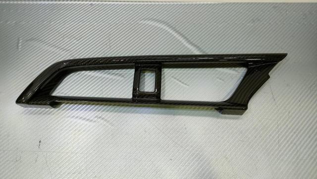 Honda
Civic
Sedan/Hatchback (FC1/FK7) Type R (FK8) Made of dry carbon
front air conditioner cover/st400
AXIS PARTS-01