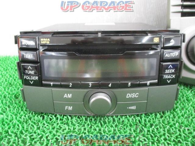Daihatsu
Bigo Genuine Variant CD Tuner + Air Conditioner Panel Set-02
